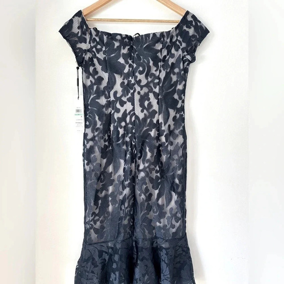 Calvin Klein Off-The-Shoulder Lace Trumpet Evening Midi Dress - Picture 7 of 10